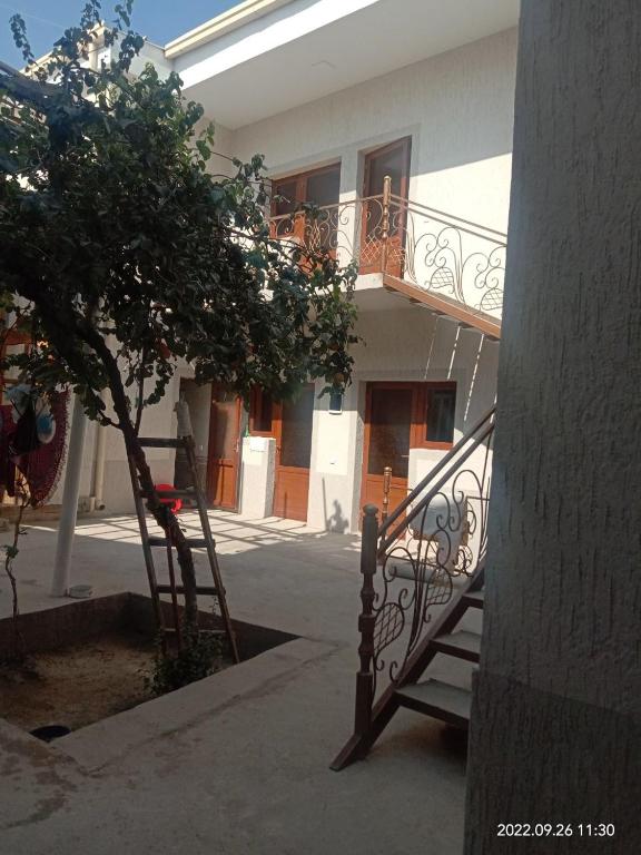 Family guest house Mirg'iyos