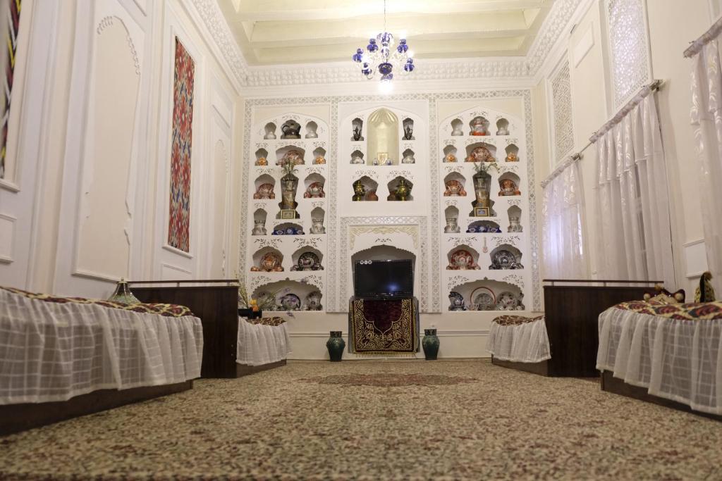 Umarxon Hostel