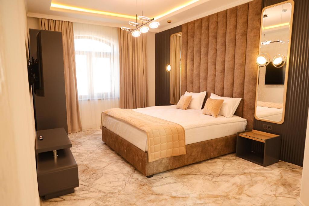 Amar Reikartz Samarkand