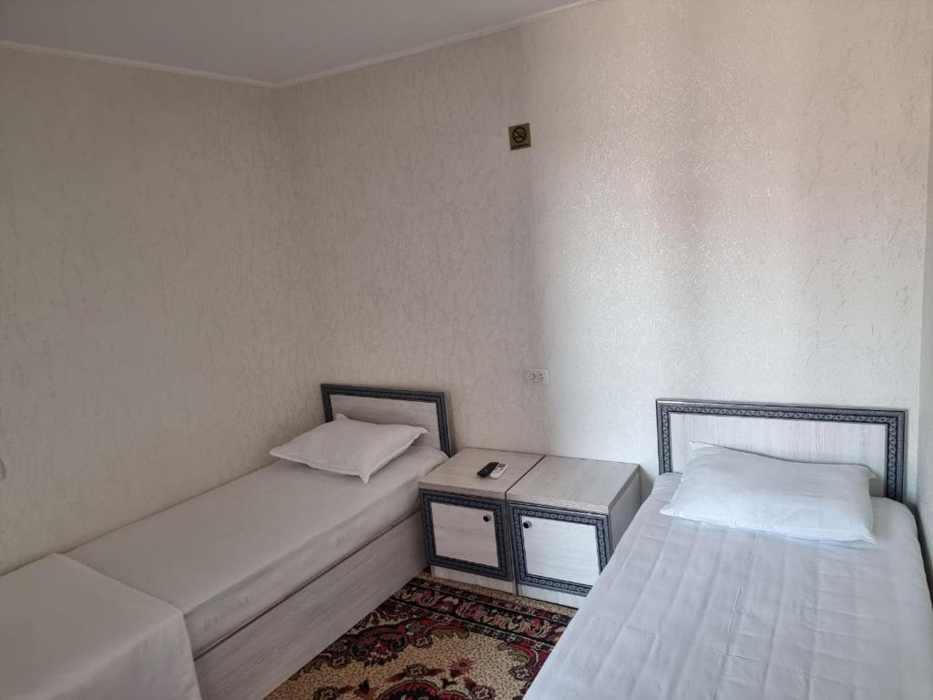 Backpackers House
