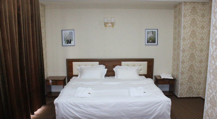 Ulug'bek Hotel