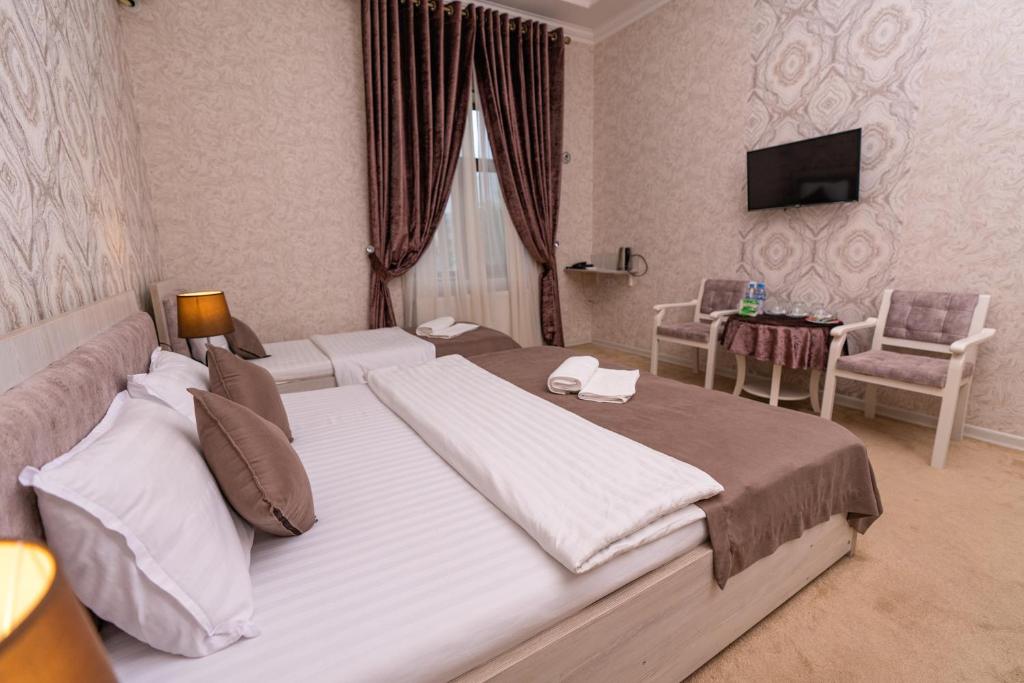 Osiyo Plaza Hotel