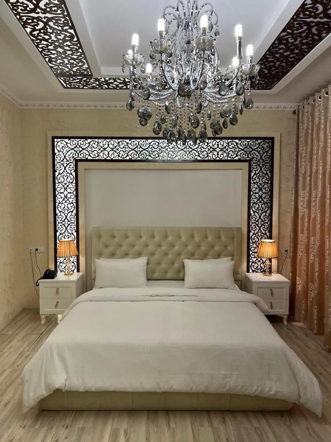 Grand Boutique Hotel