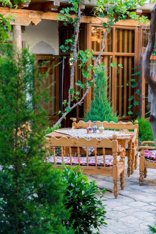 Grand Nodirbek Boutique Hotel