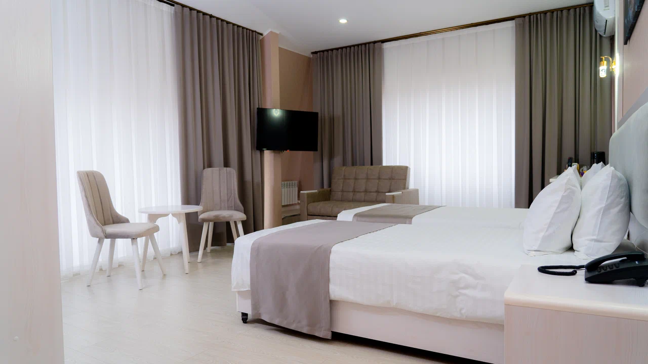 Grand Moffah hotel