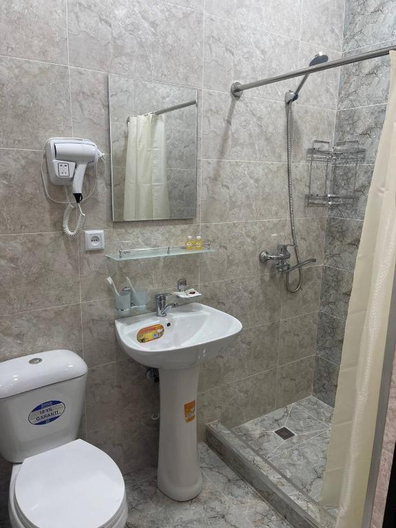 Art Inn Hotel