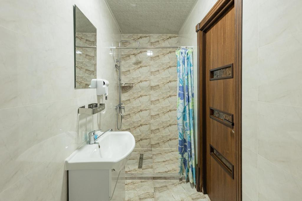 Hotel Shodlik