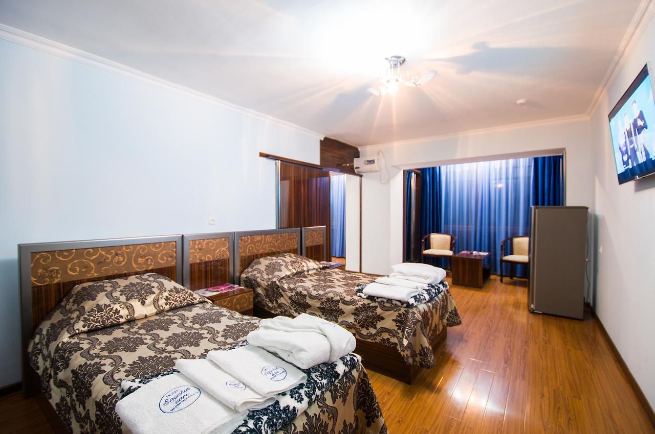 Sayohat Sari Hotel