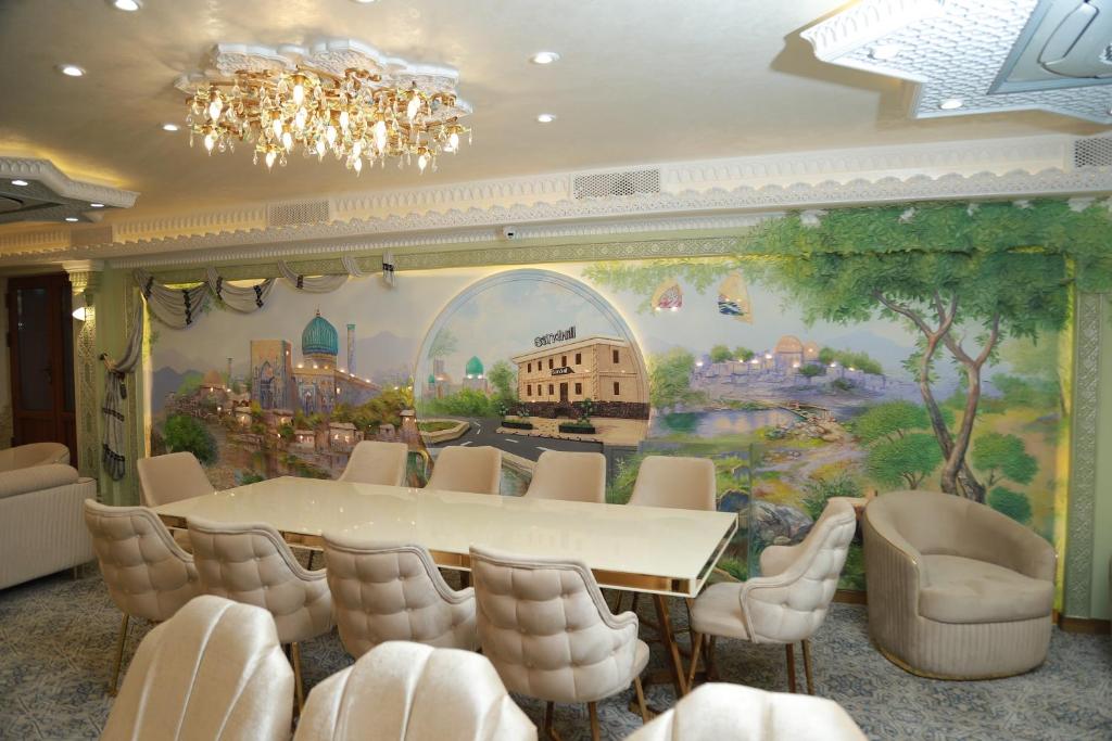 Sandhill Hotel