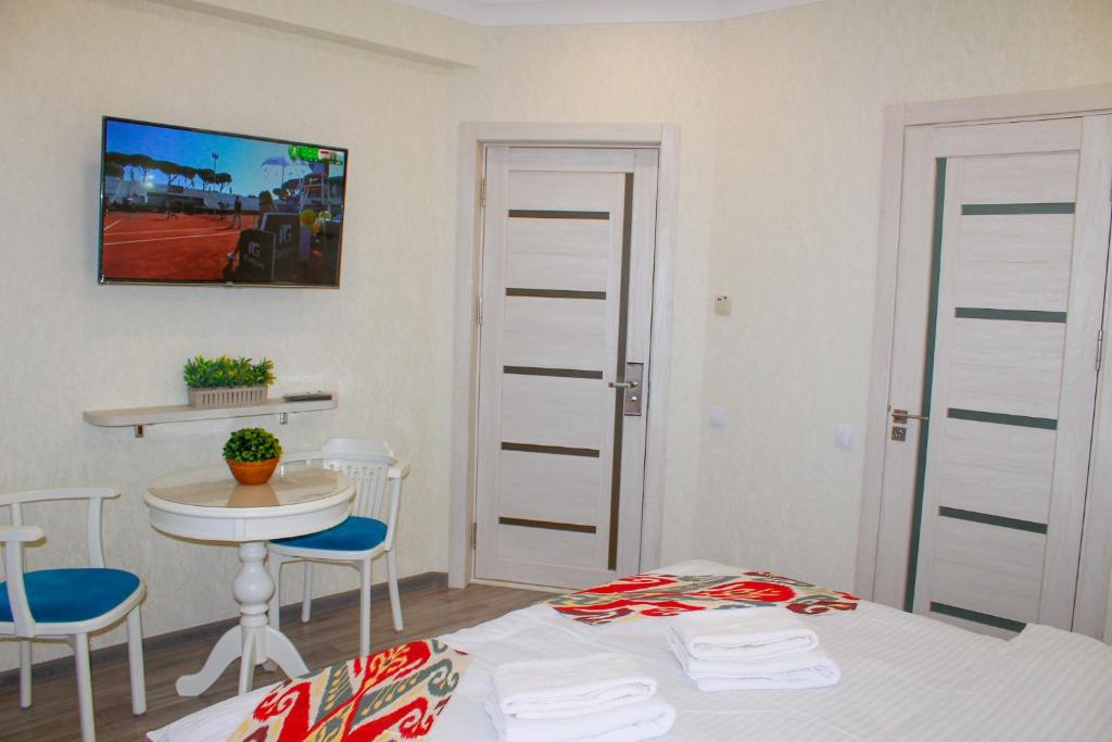 Hotel Taht