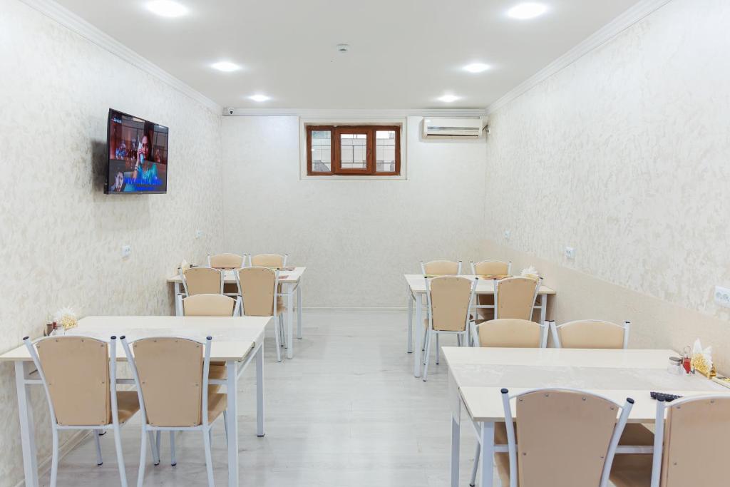 Art Inn Hotel