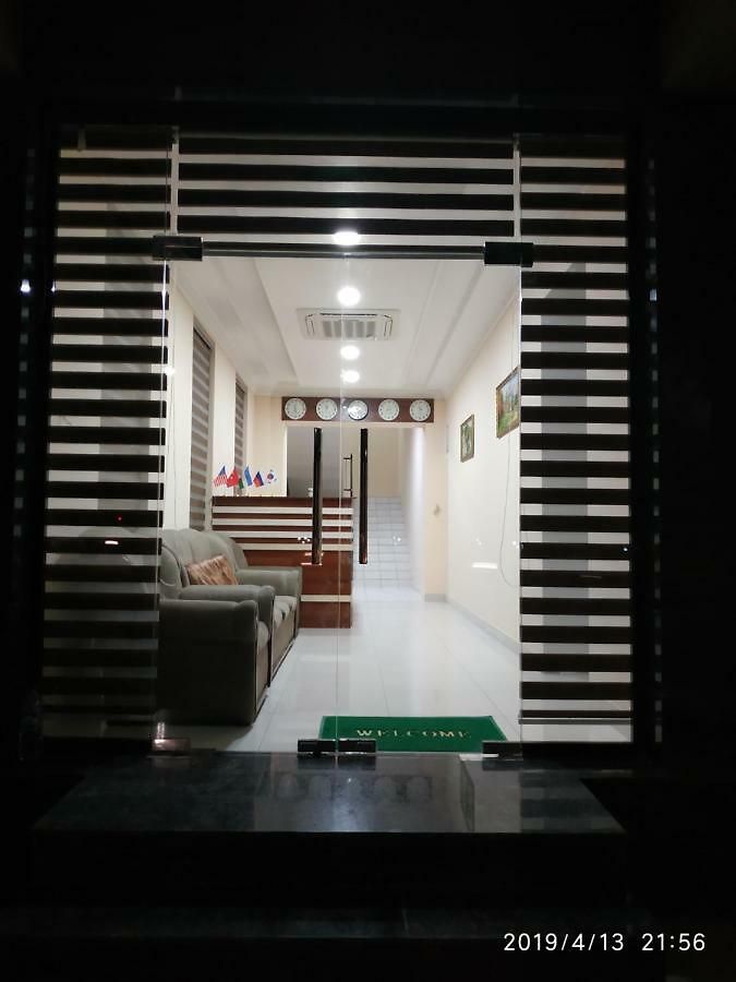 Zamona Hotel