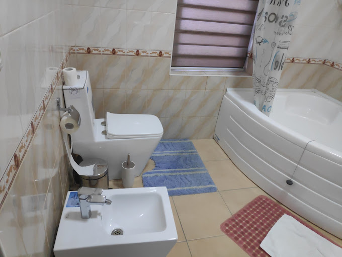 Amina Hotel