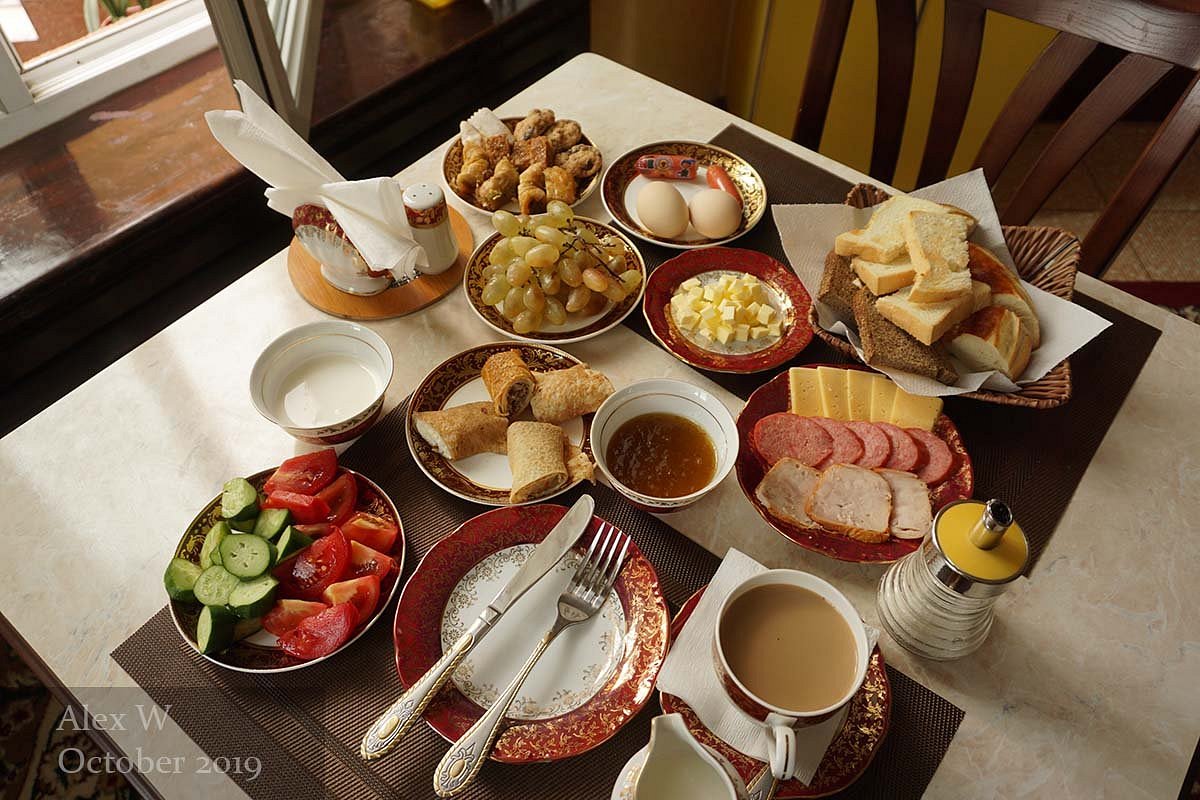 Baxtli Uy Mehmonxonasi