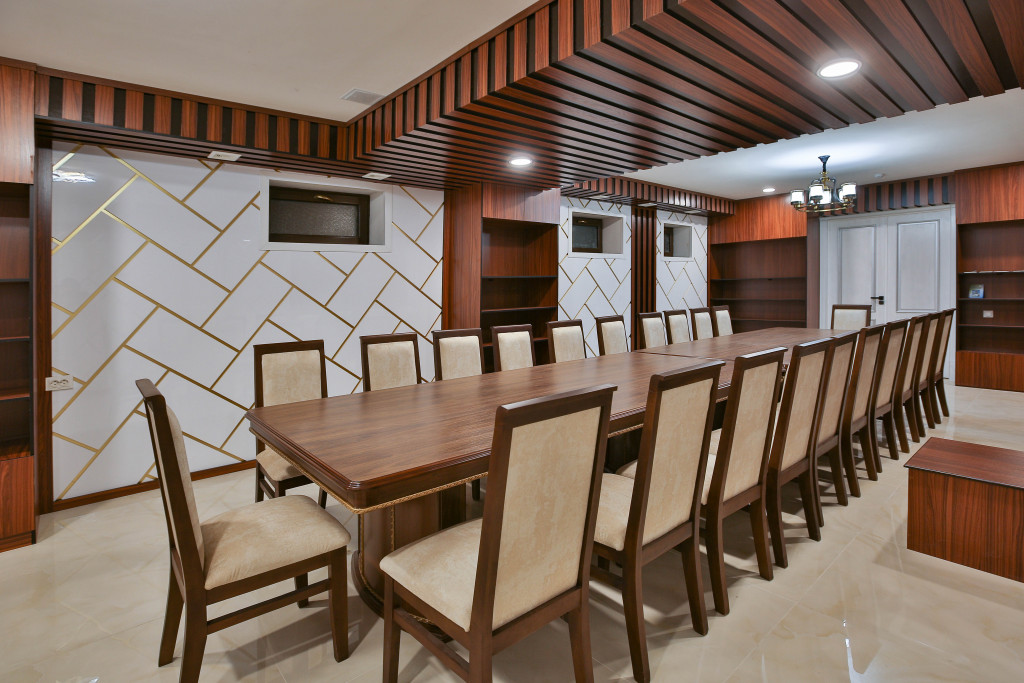 Asian Plaza Hotel