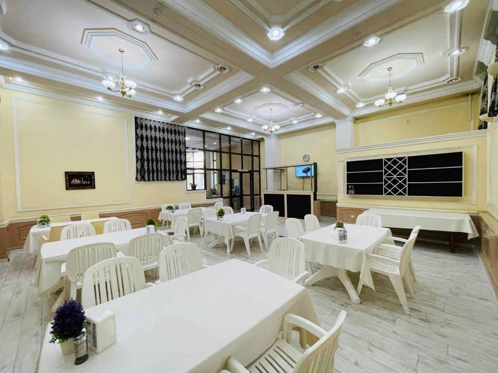 Green Hotel