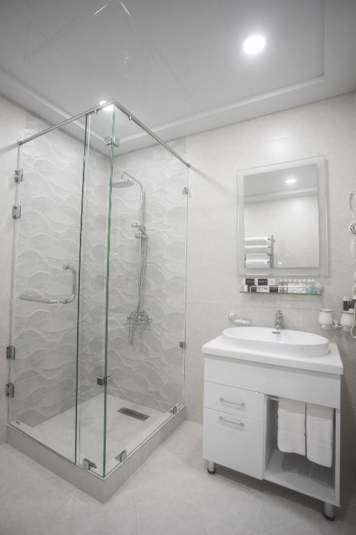 Arhan Palace Premium