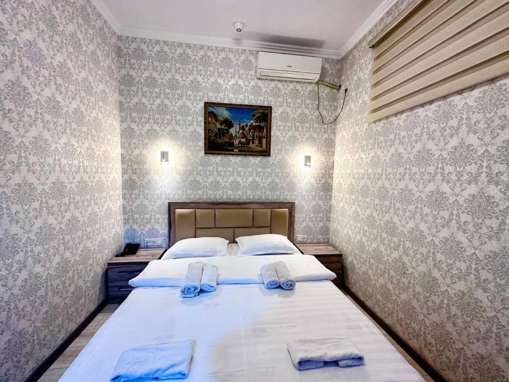 Izza Palace Hotel