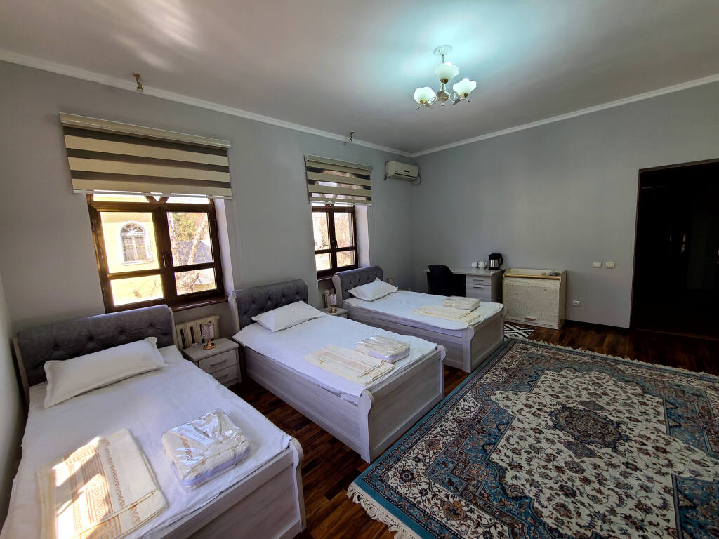 New Darhans Hotel Hostel
