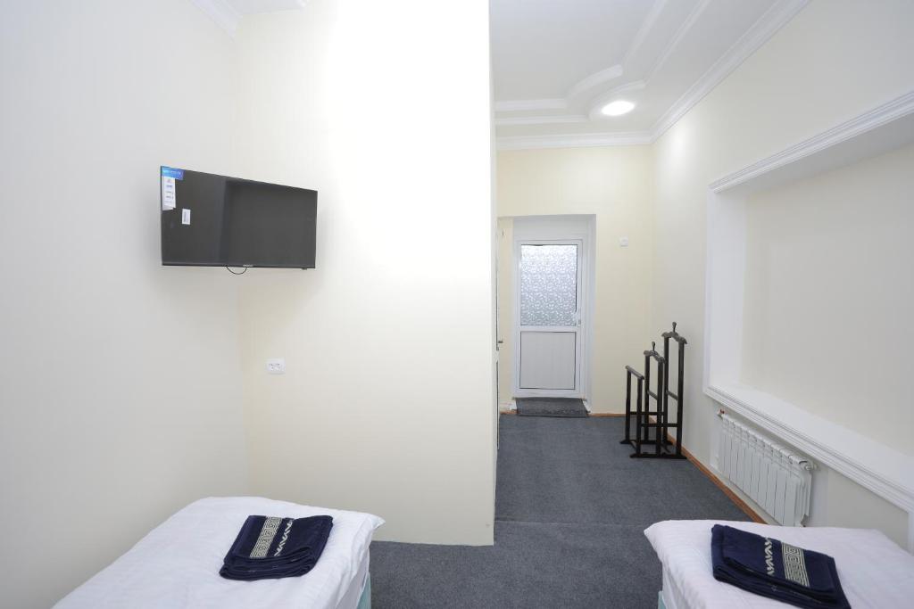 Hotel S & D Hostel