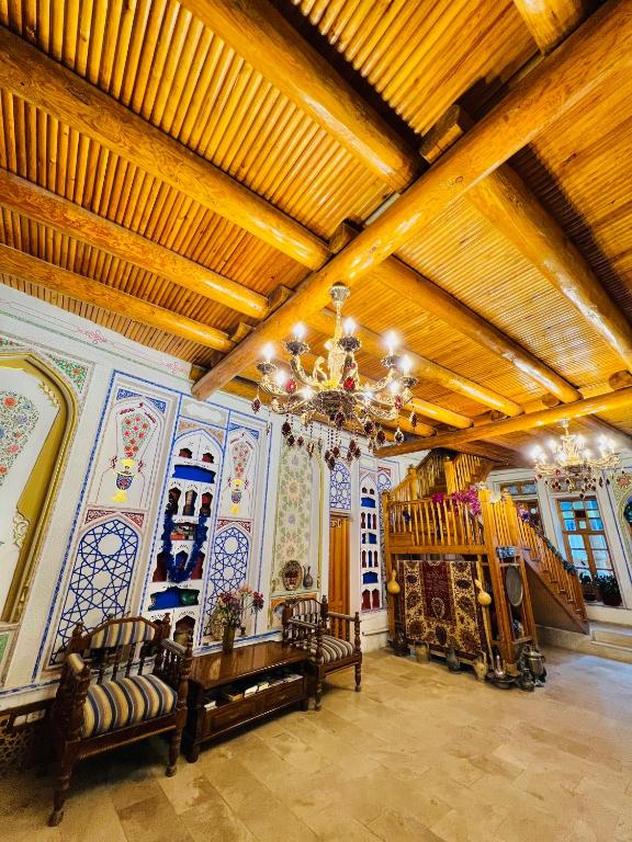 Komil Boutique Hotel