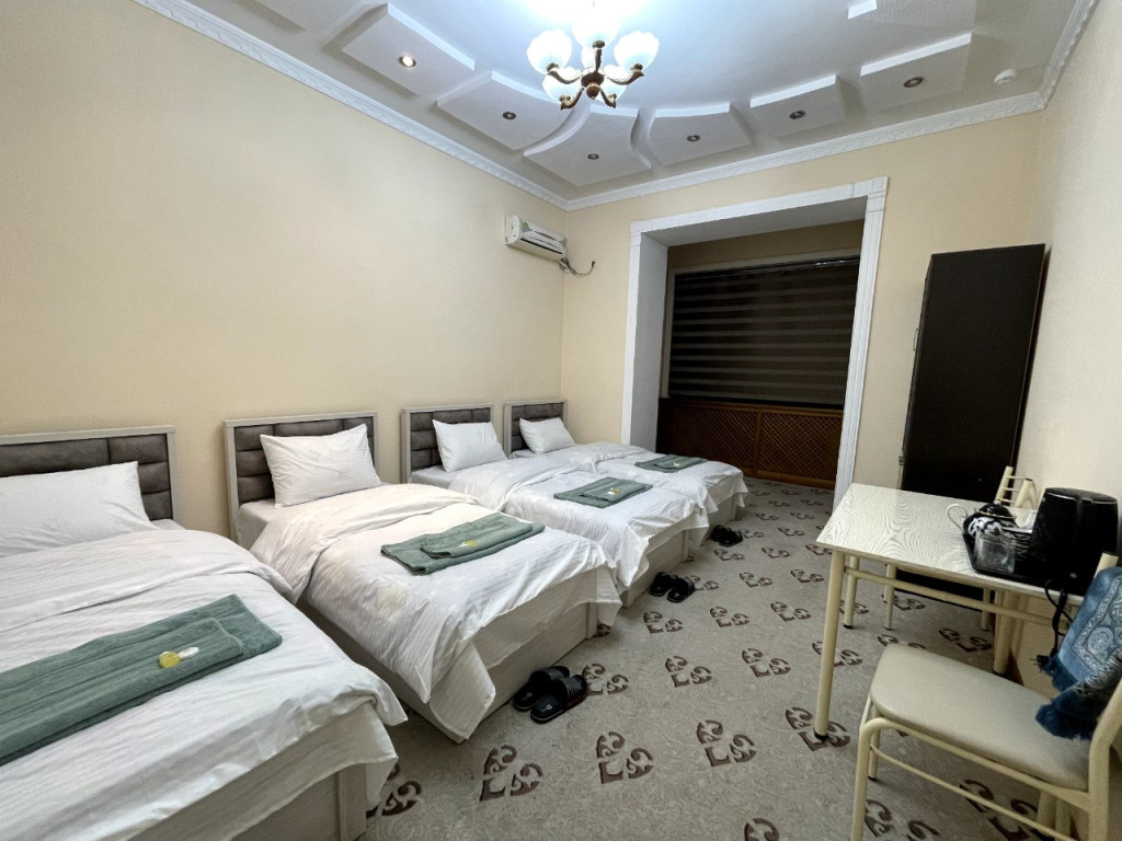 Glinka Hostel