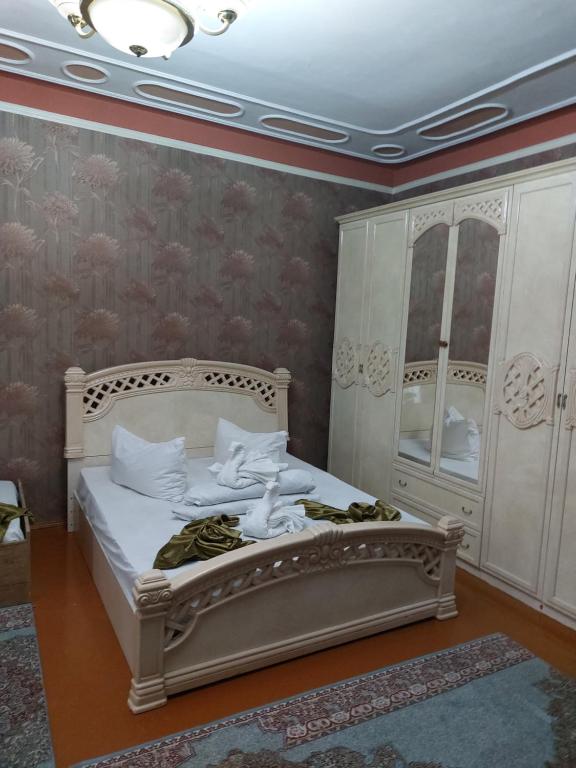 Mir Hostel