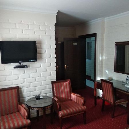Nur hotel