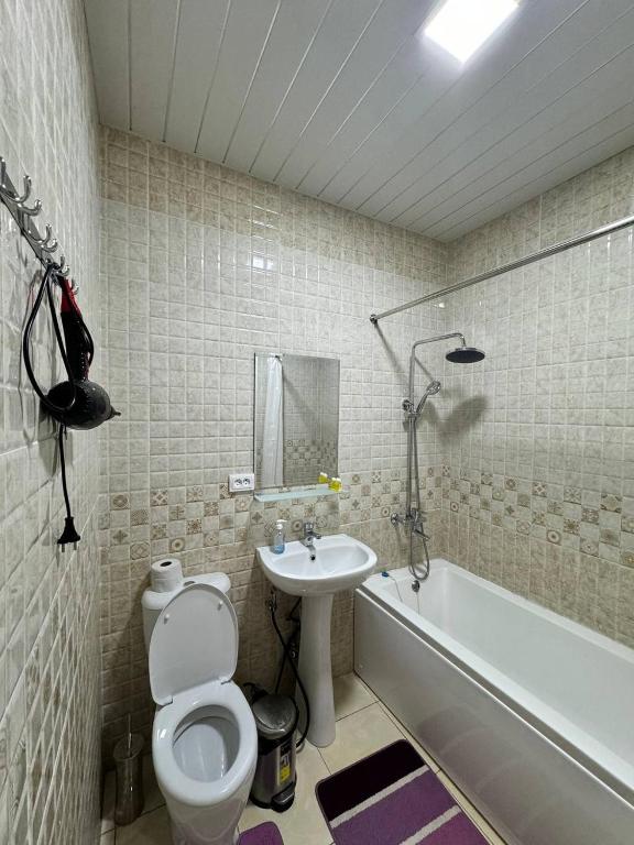 Qamar Hotel