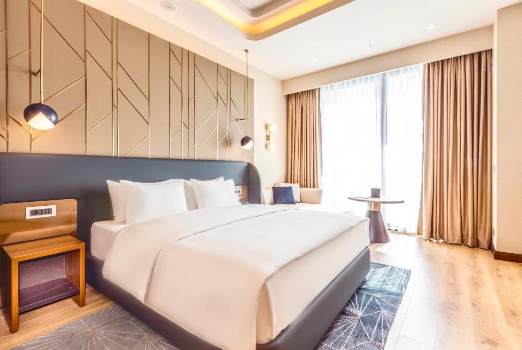 Lia! By Minyoun Stars Of Ulugbek