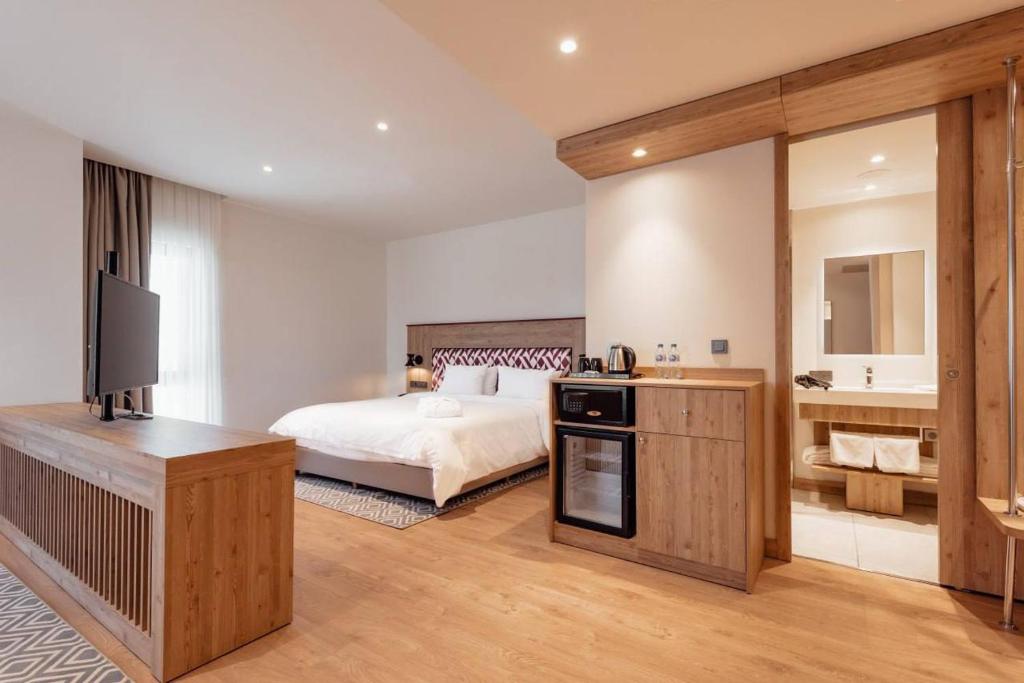 Wyndham Garden Zomin
