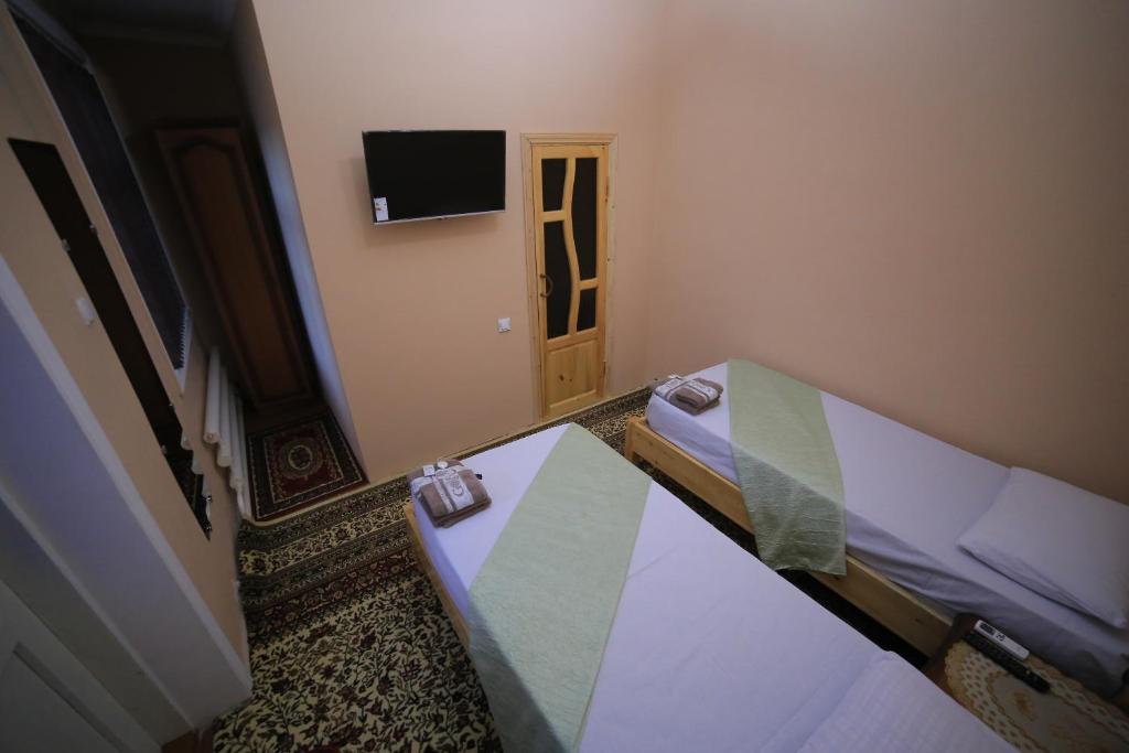 PARVIZ GUEST HOUSE