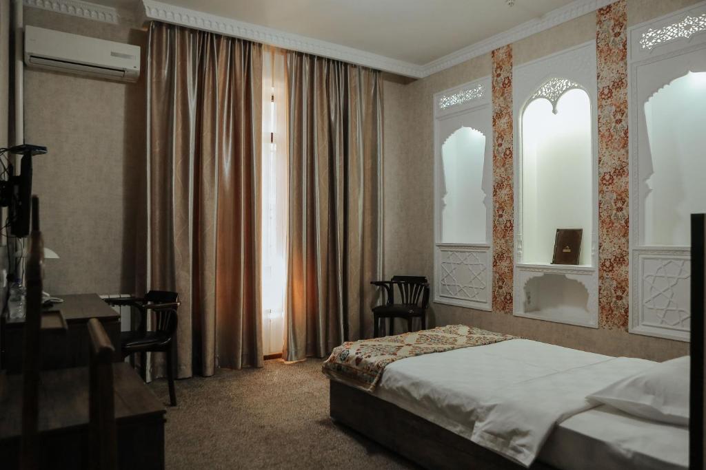 Omar Khayyam Hotel