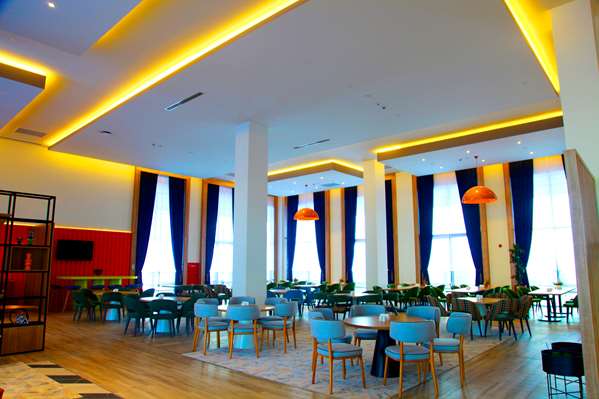 Ramada Encore By Wyndham Zomin