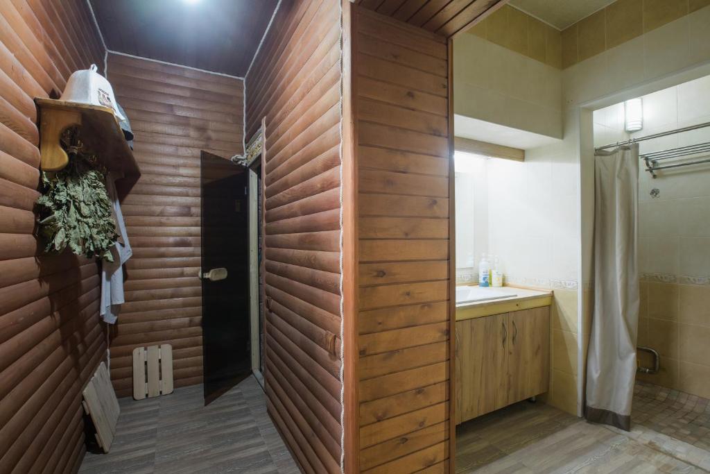 Pan Osiyo Mehmon Uyi