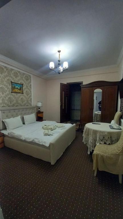 UYUT INN Hotel