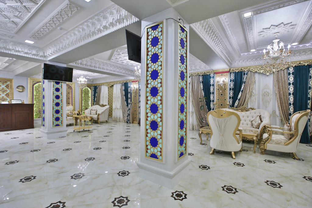 Asian Plaza Hotel