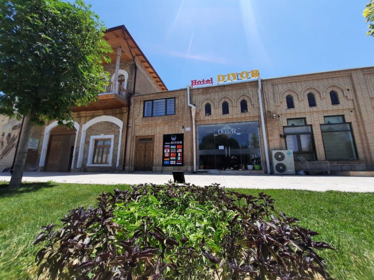Diyor Hotel
