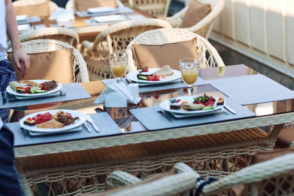 Rio Hotel & Apartments