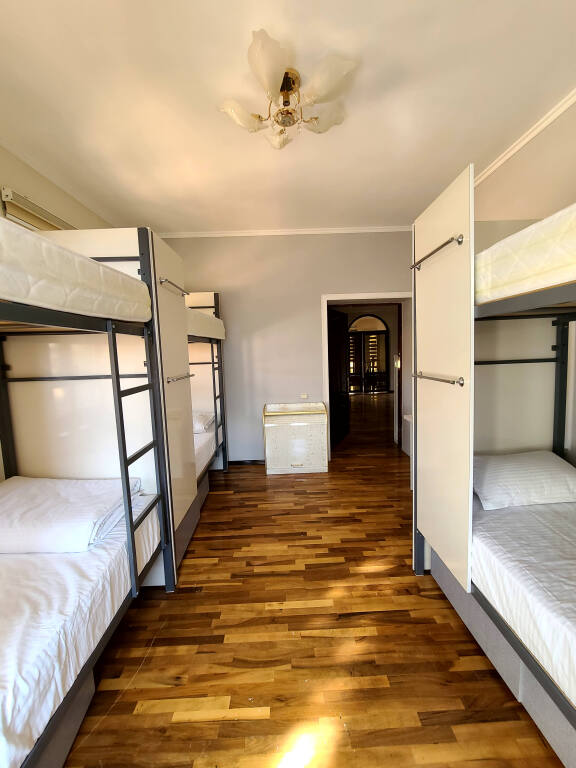 New Darhans Hotel Hostel