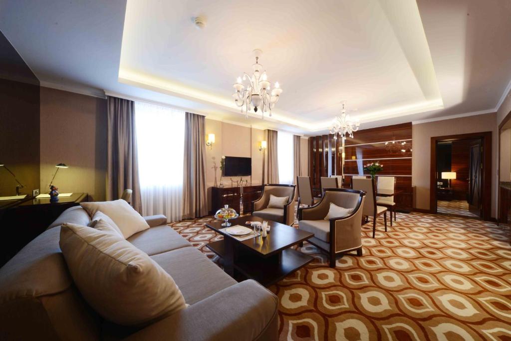 LOTTE City Tashkent Palace
