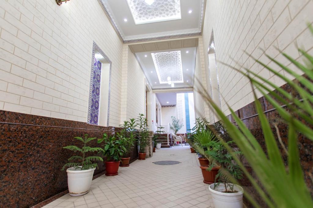Registon Saroy Hotel