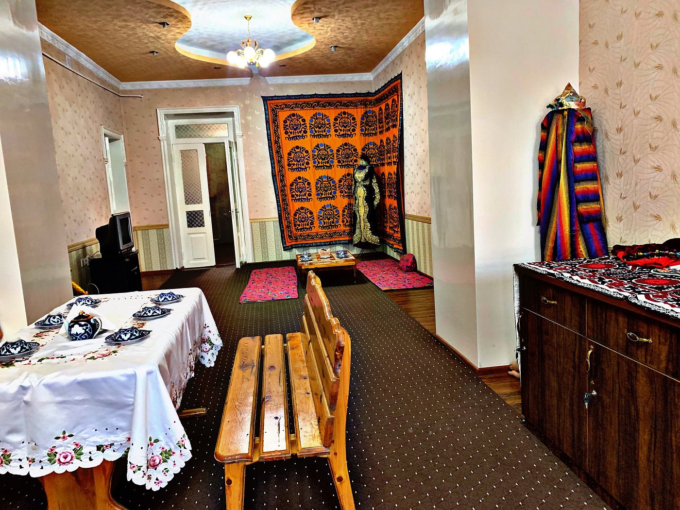Hostel Imona