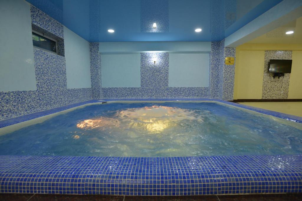 Gloria hotel