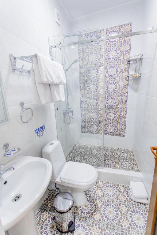 Registon Saroy Hotel