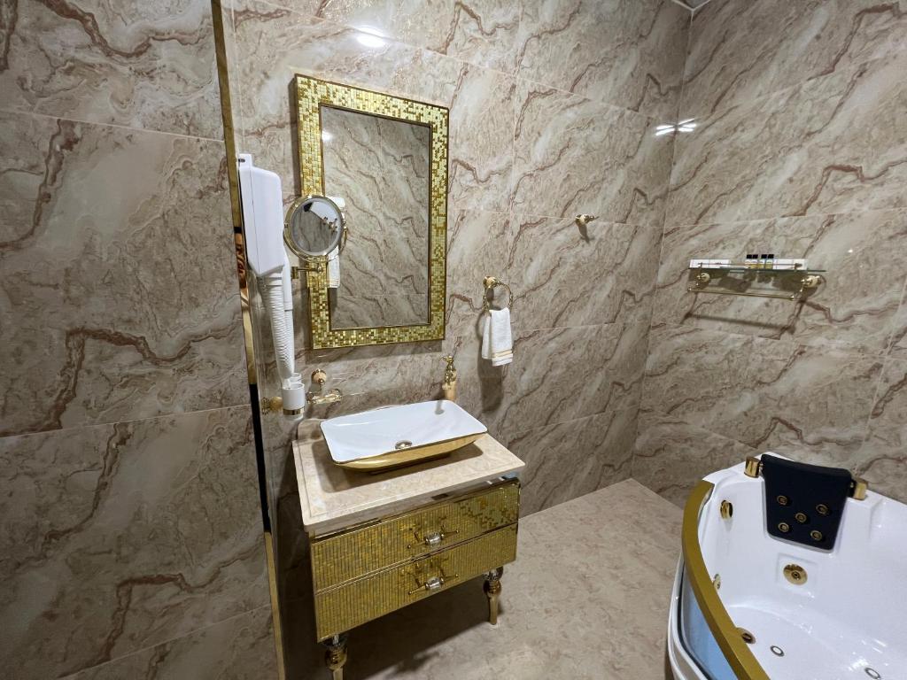 Golden Samarkand Hotel