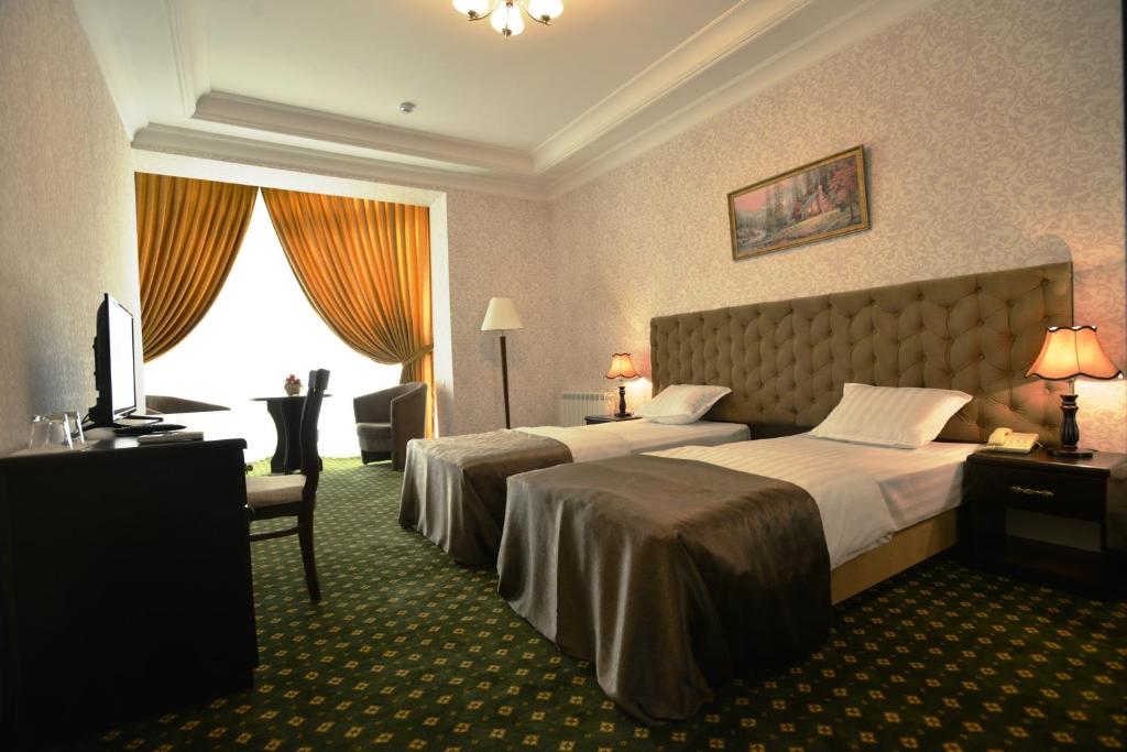 Gloria hotel