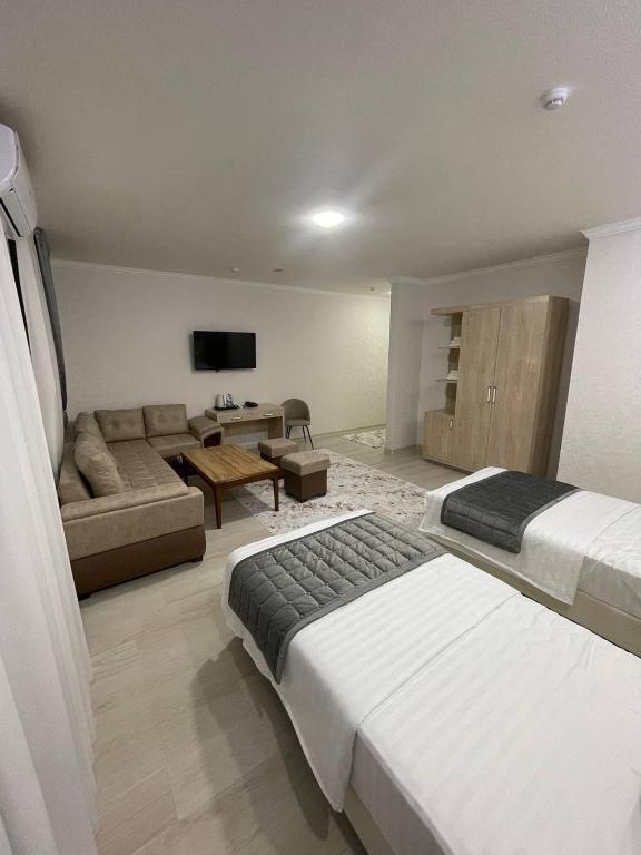 Ulug`bek Grand Hotel