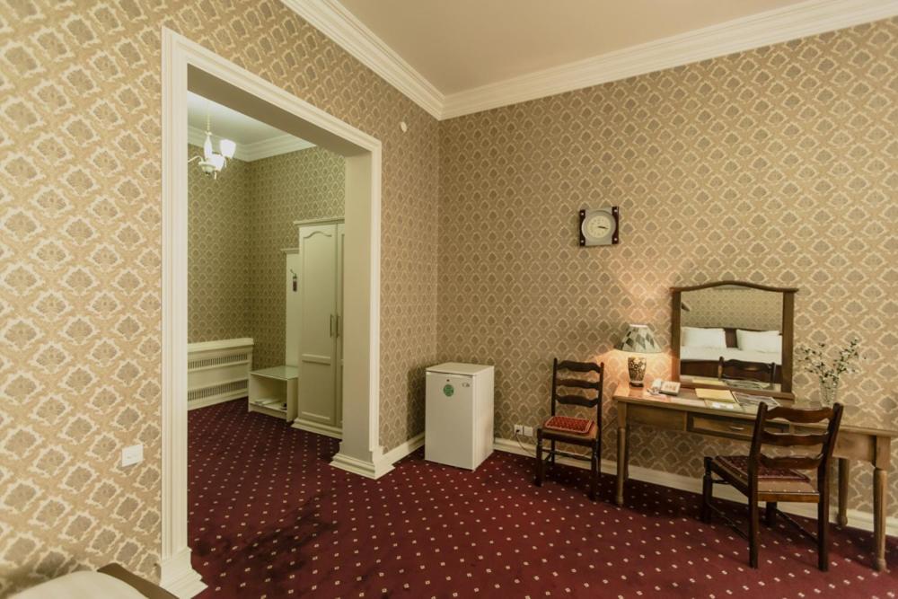 Konstantin Hotel