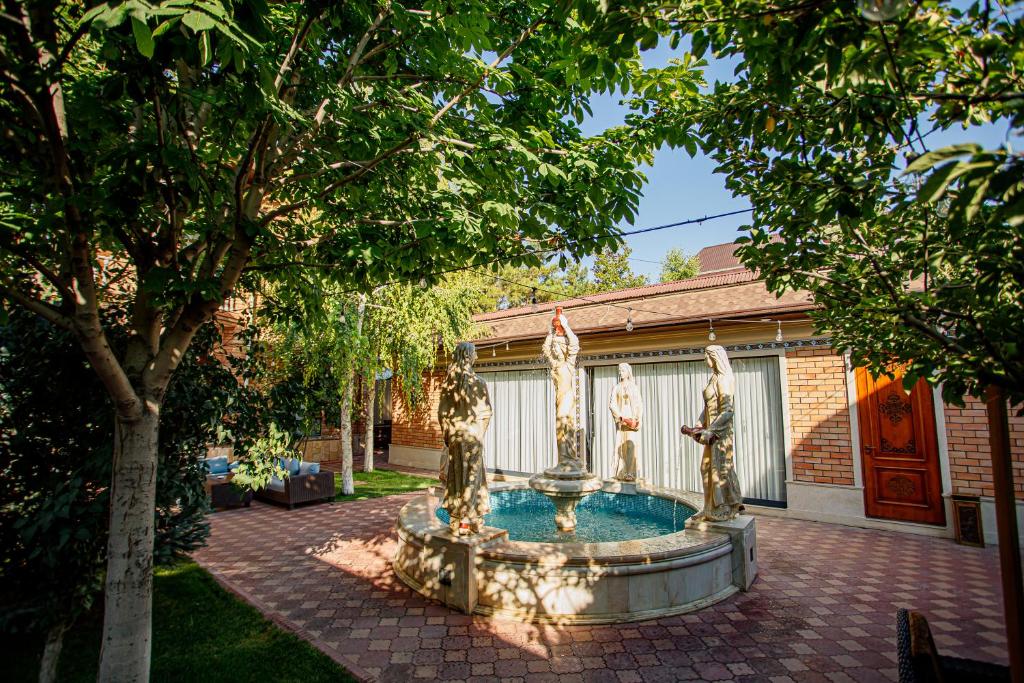 Ichan Qala Premium Class Boutique Hotel